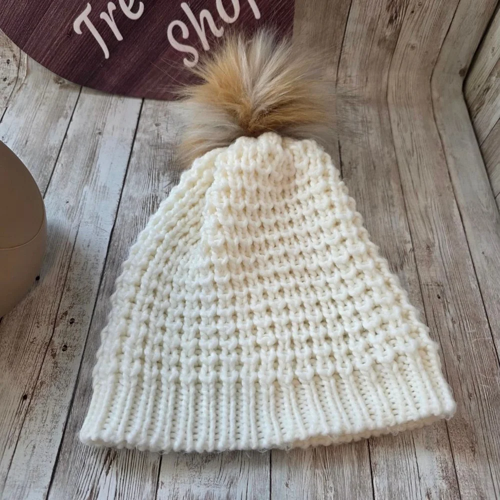 Women's Berkshire Fashion Inc. White Knit Beanie Hat with Brown Faux Fur Pom NWO